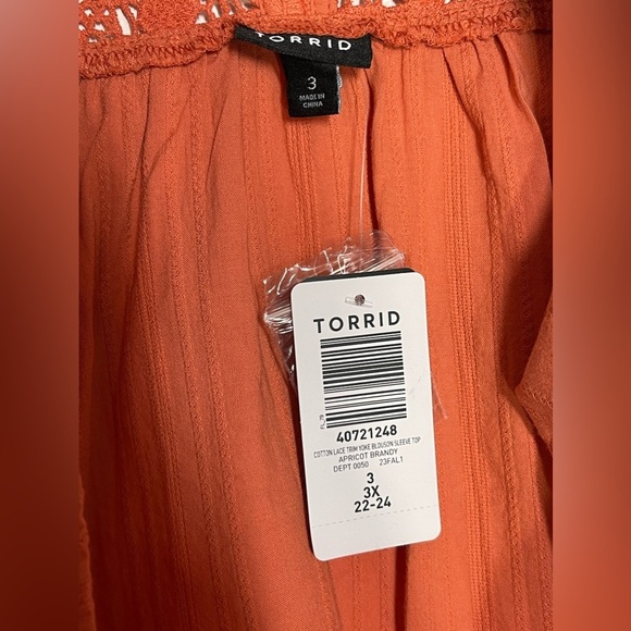 NWT TORRID Women's Plus Size Cotton Lace Trim Yoke Blouson Sleeve Top Size 3X - Picture 6 of 8